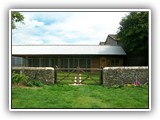 kennels_view_through_gates